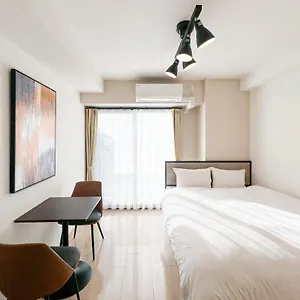 Apartment Shin-osaka, Osaka